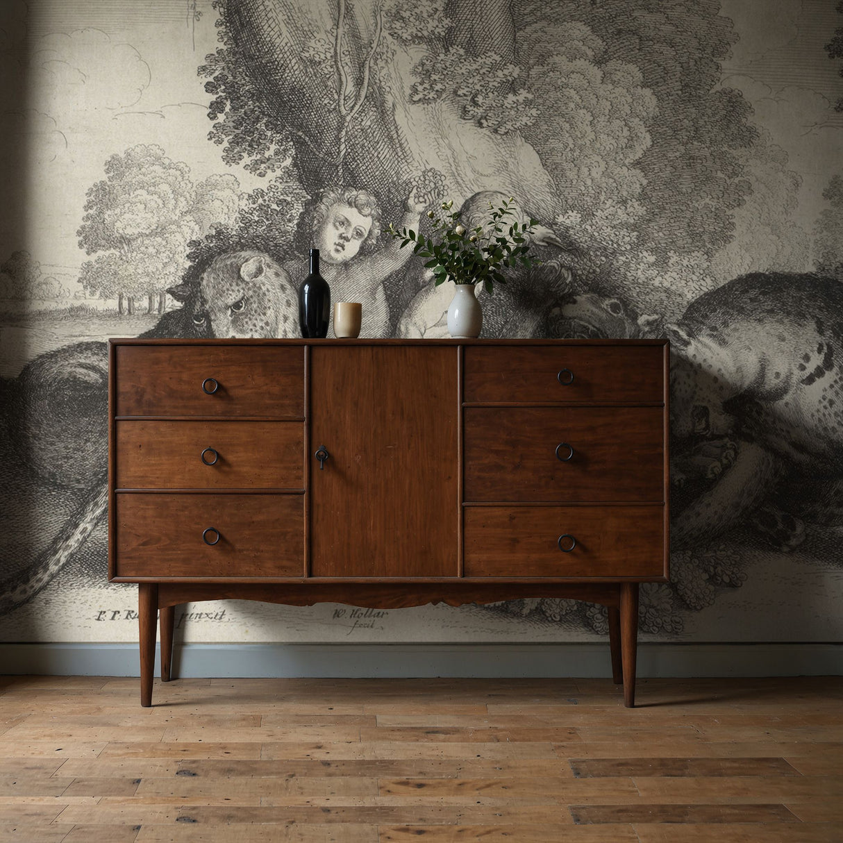 Luipairs & Jongetjes | Vintage Mythical Animals Wallpaper Mural Wallpaper Mural Sckribbles