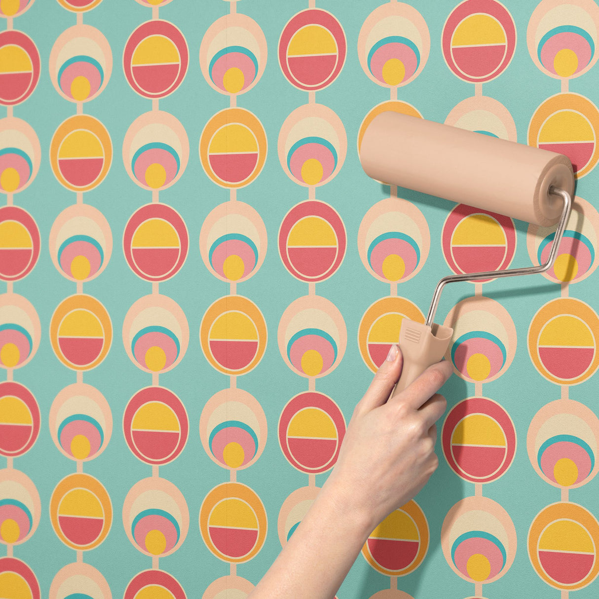 Sweet 70s | Cute Fun Pastel Circles 1970s Wallpaper Wallpaper Sckribbles