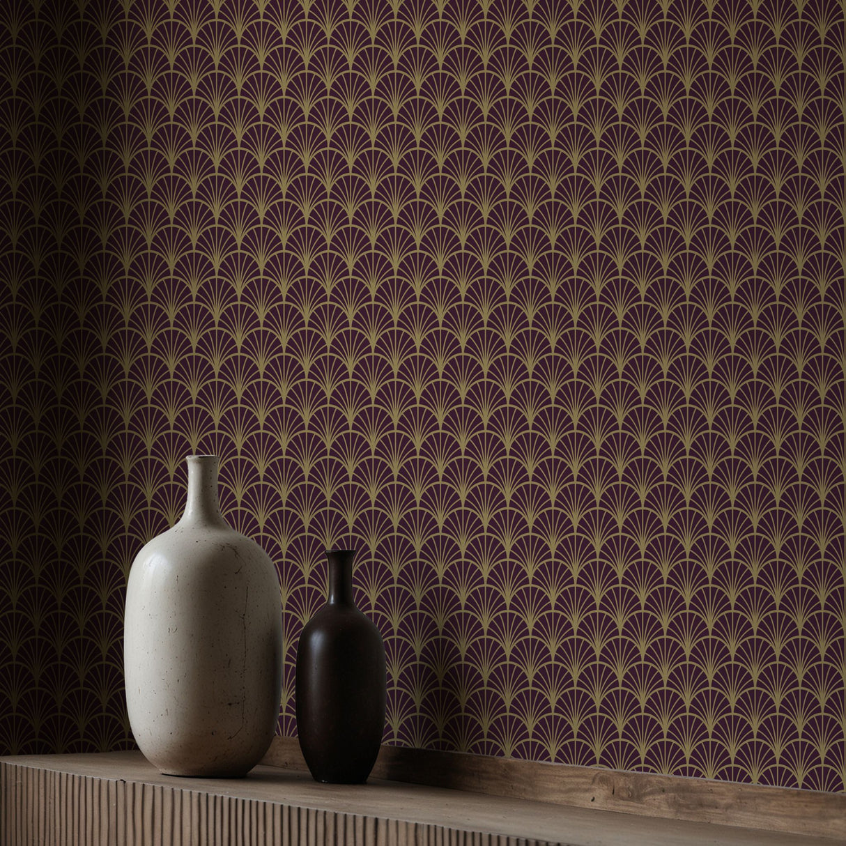 Chic Shells | Vintage Scalloped Shell Art Deco Wallpaper Wallpaper Sckribbles