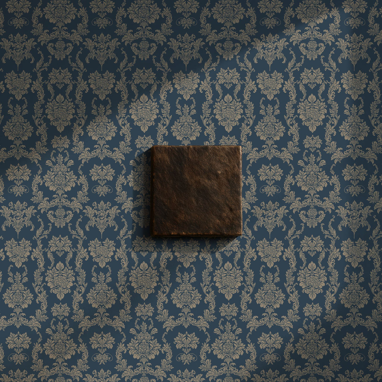 Grand Manor | Vintage Baroque European Damask Wallpaper Wallpaper Sckribbles