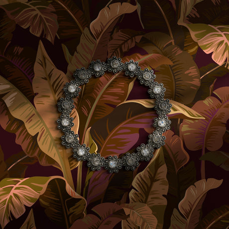 Moody warm jungle wallpaper.